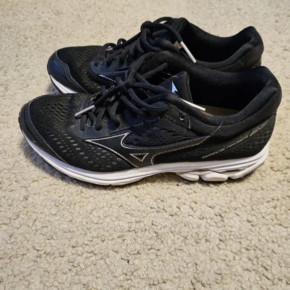 Mizuno Wave Rider 22 - Picture 1 of 8